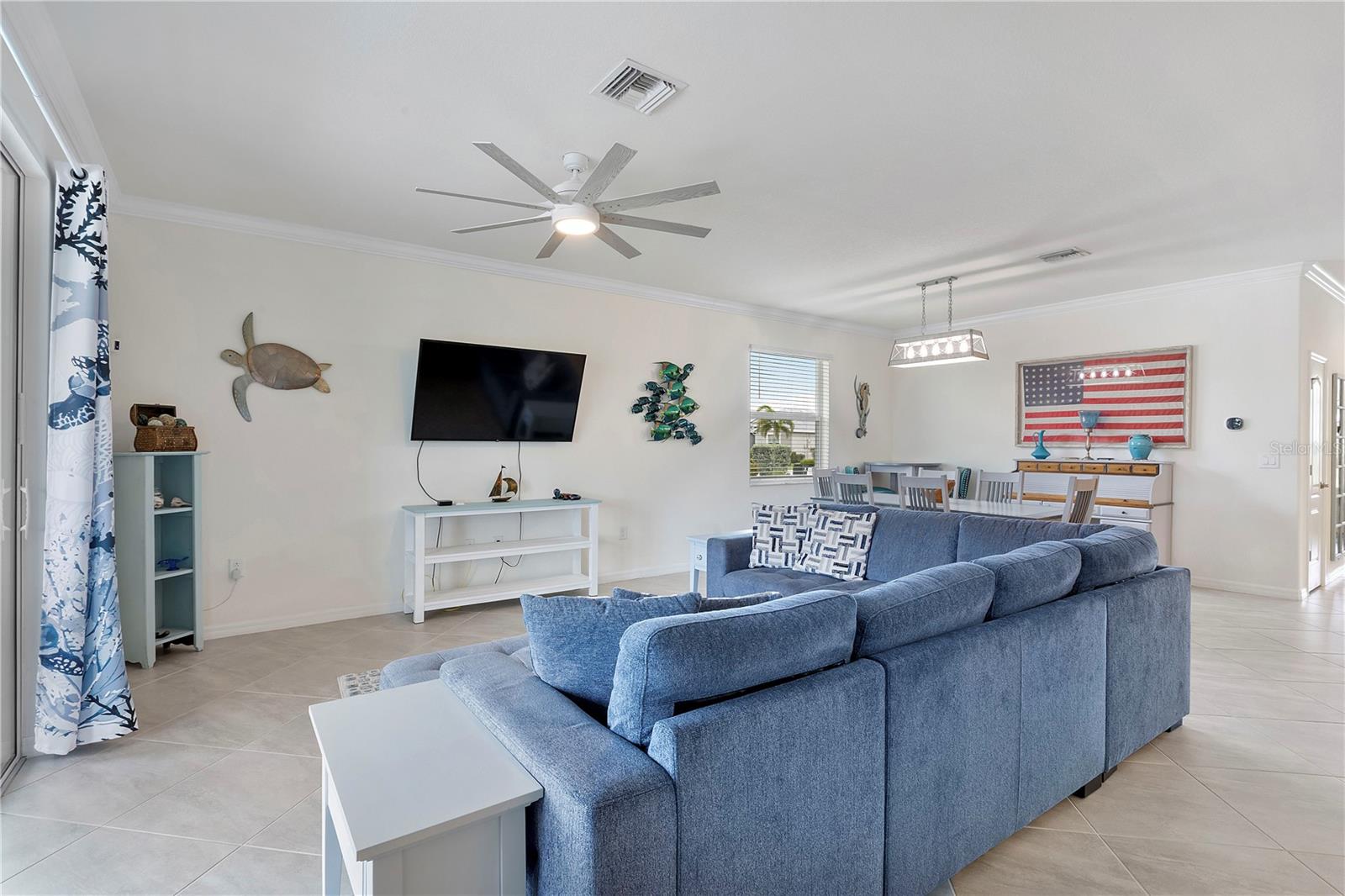 Image 26 of 56 For 43365 Waymark Place