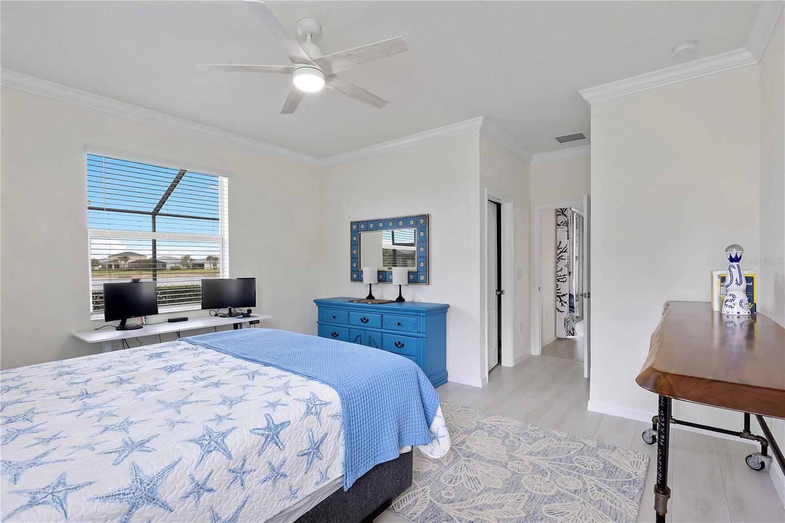 Image 29 of 56 For 43365 Waymark Place