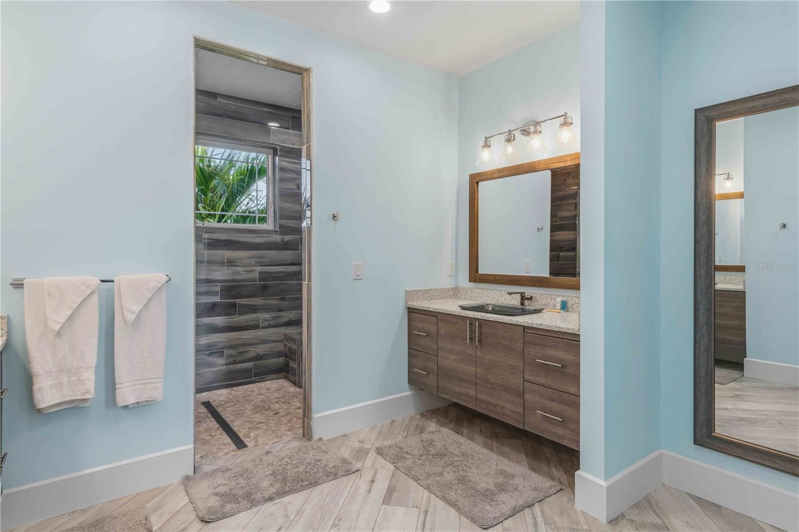 Image 40 of 85 For 8084 Burwell Circle