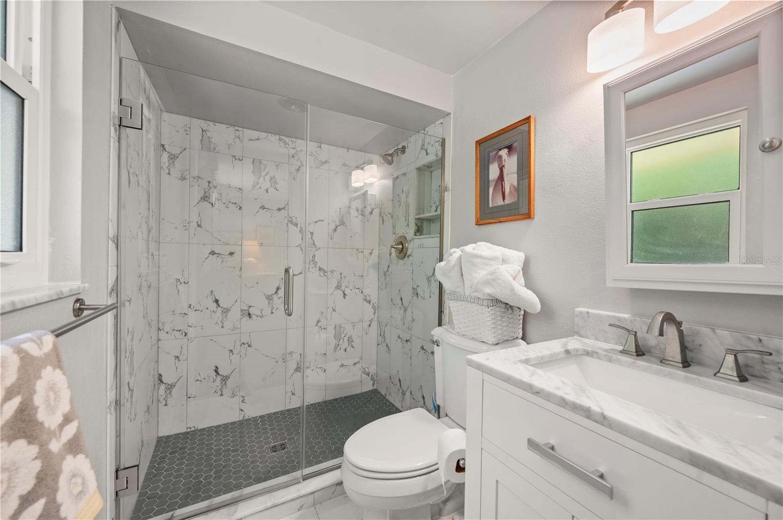 Image 30 of 49 For 540 Grove Avenue Nw