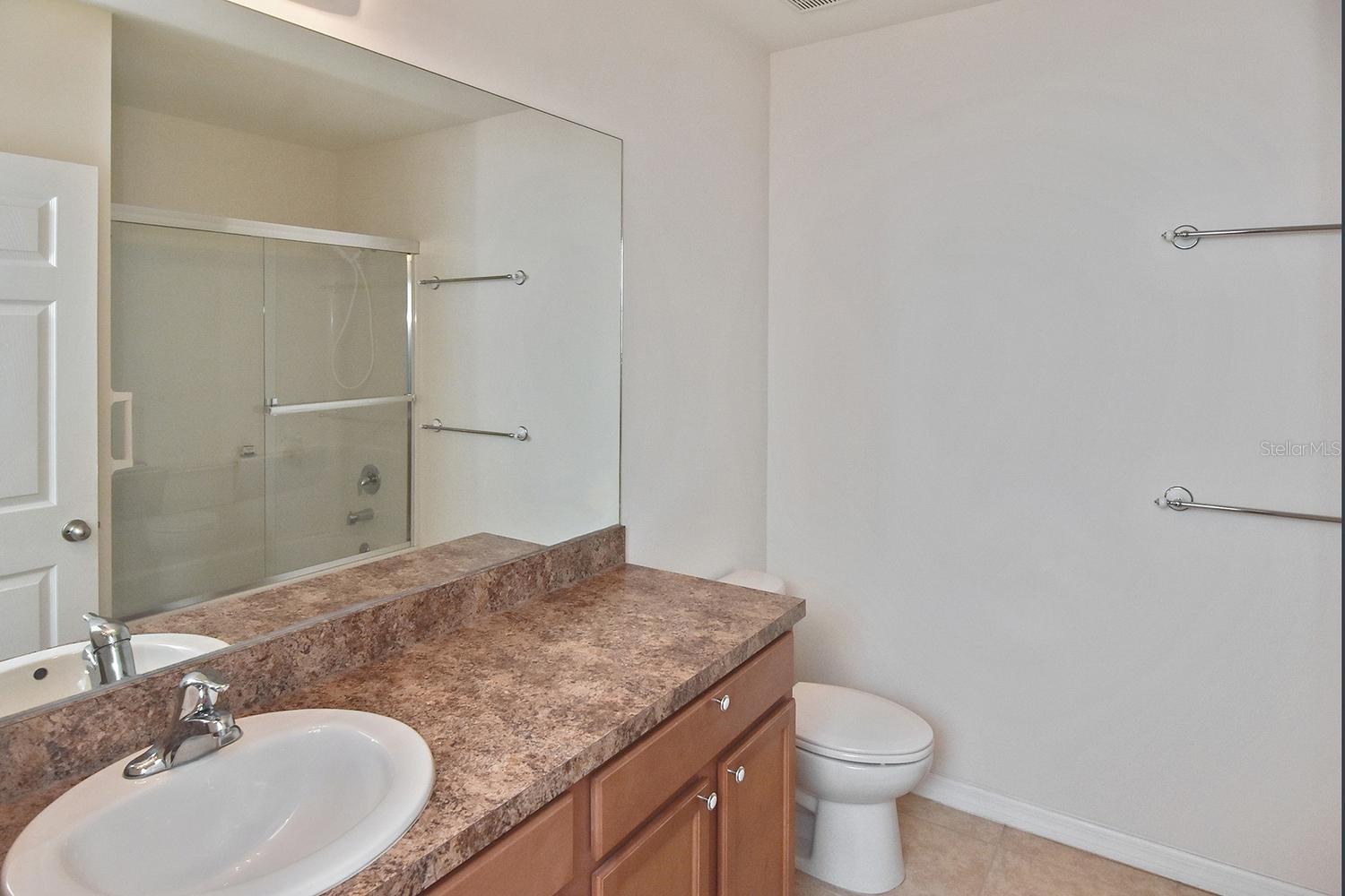 Image 17 of 41 For 7132 Mikasa Drive