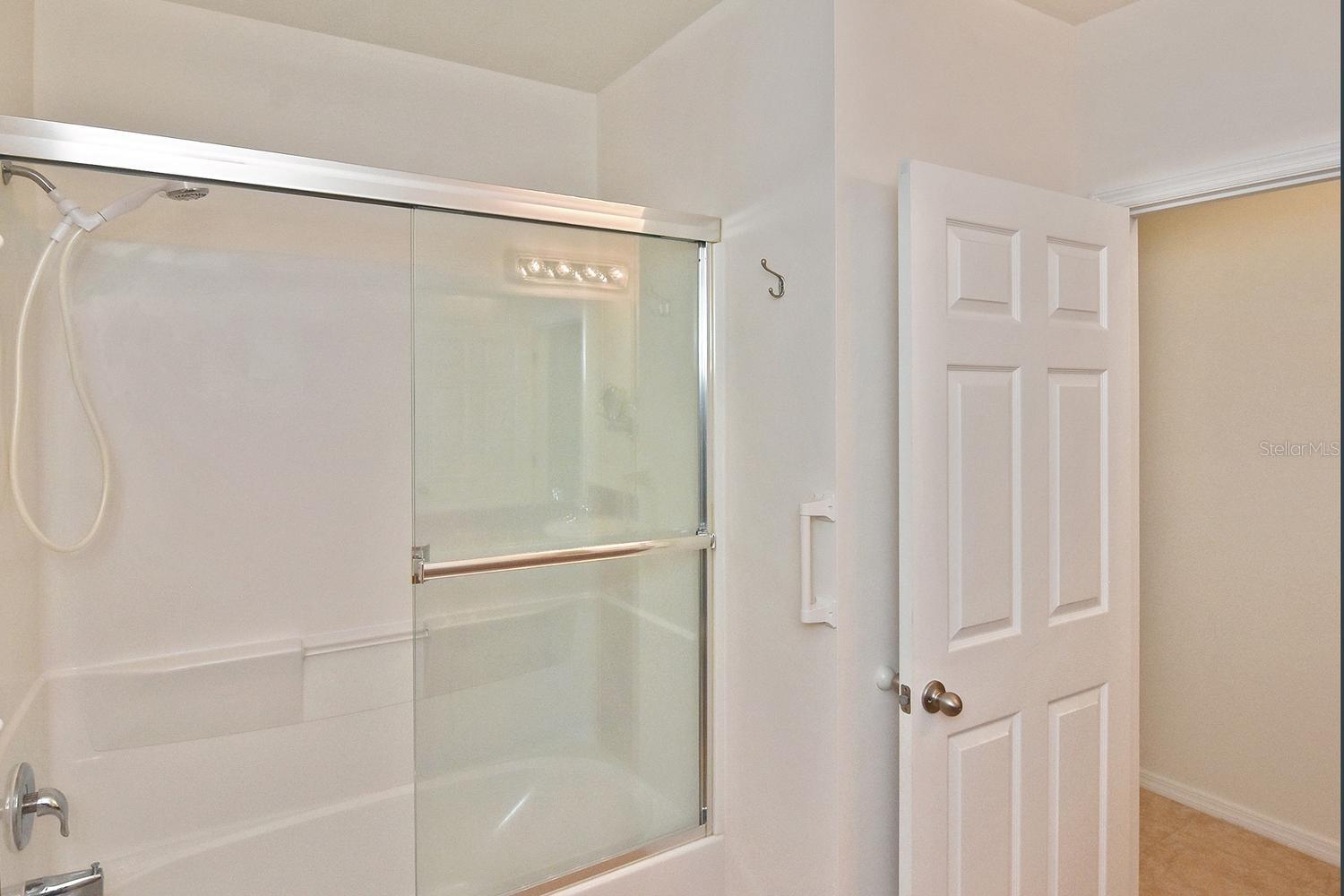 Image 18 of 41 For 7132 Mikasa Drive