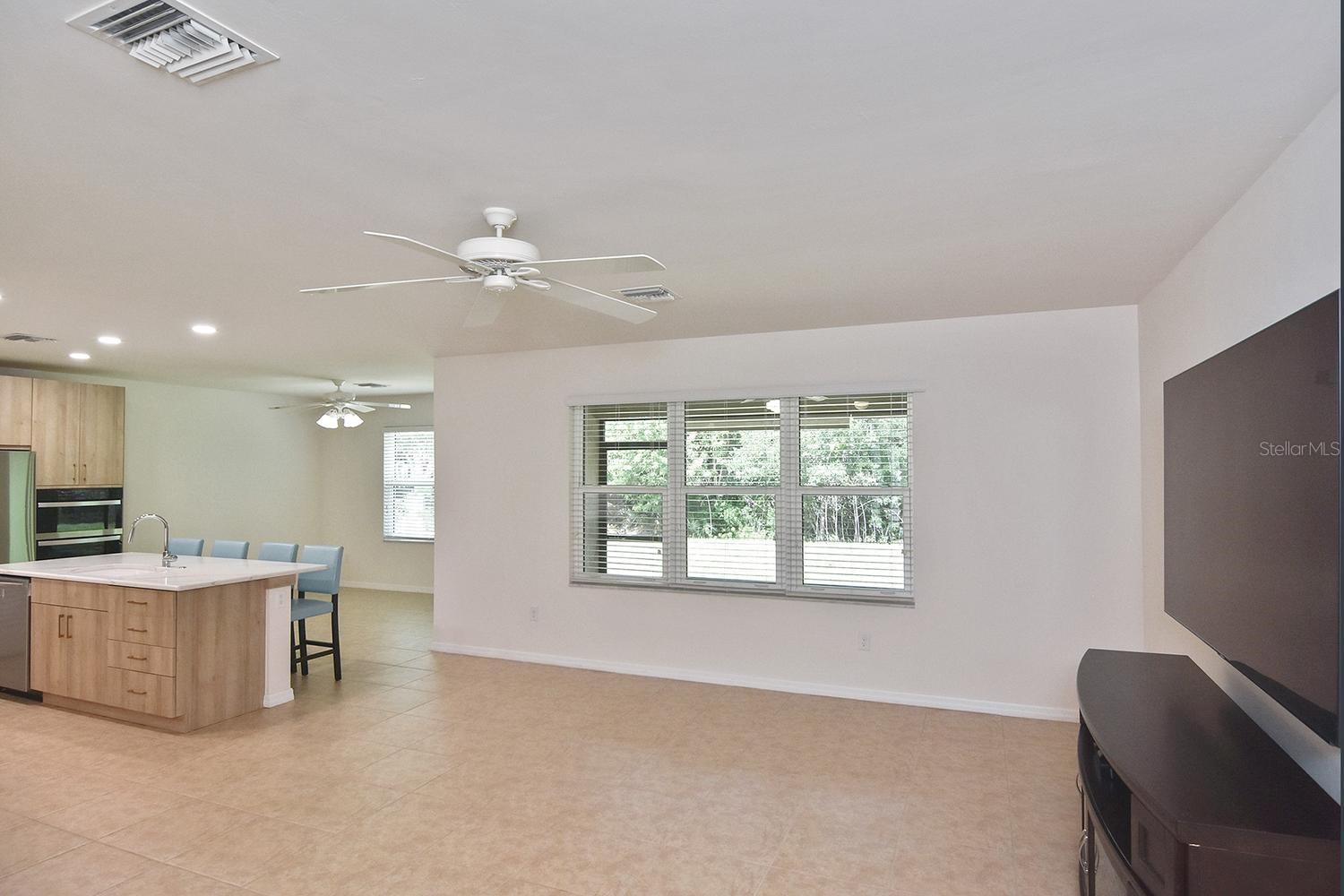 Image 4 of 41 For 7132 Mikasa Drive