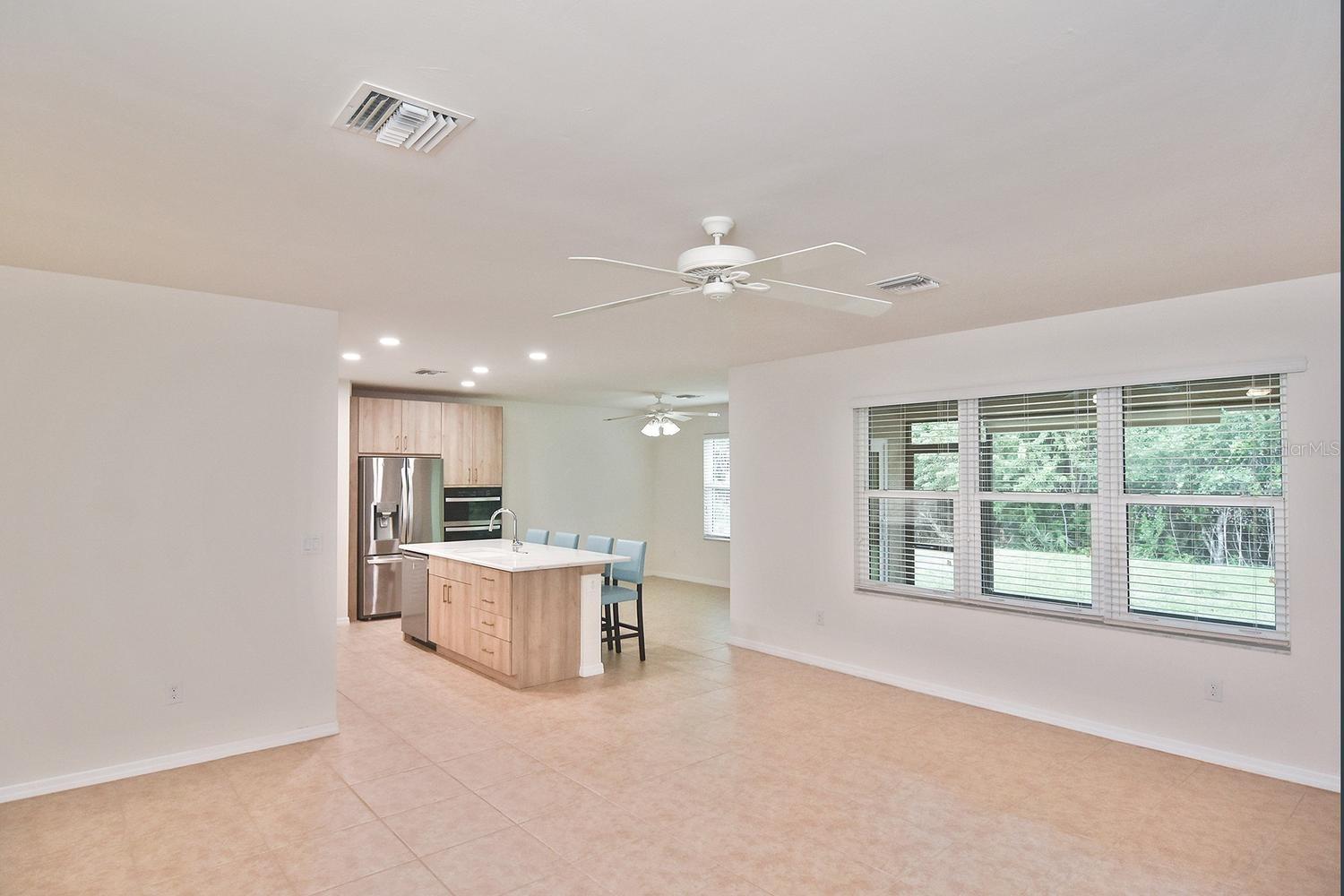 Image 7 of 41 For 7132 Mikasa Drive