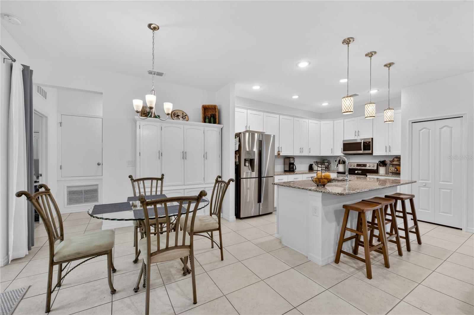 Image 16 of 49 For 2423 Malaya Court