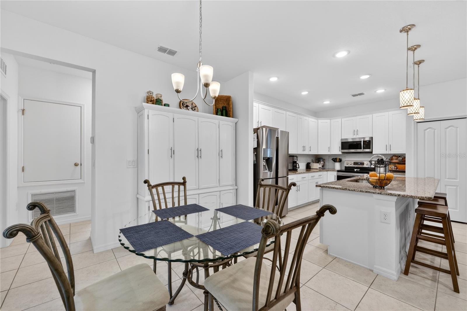 Image 17 of 49 For 2423 Malaya Court
