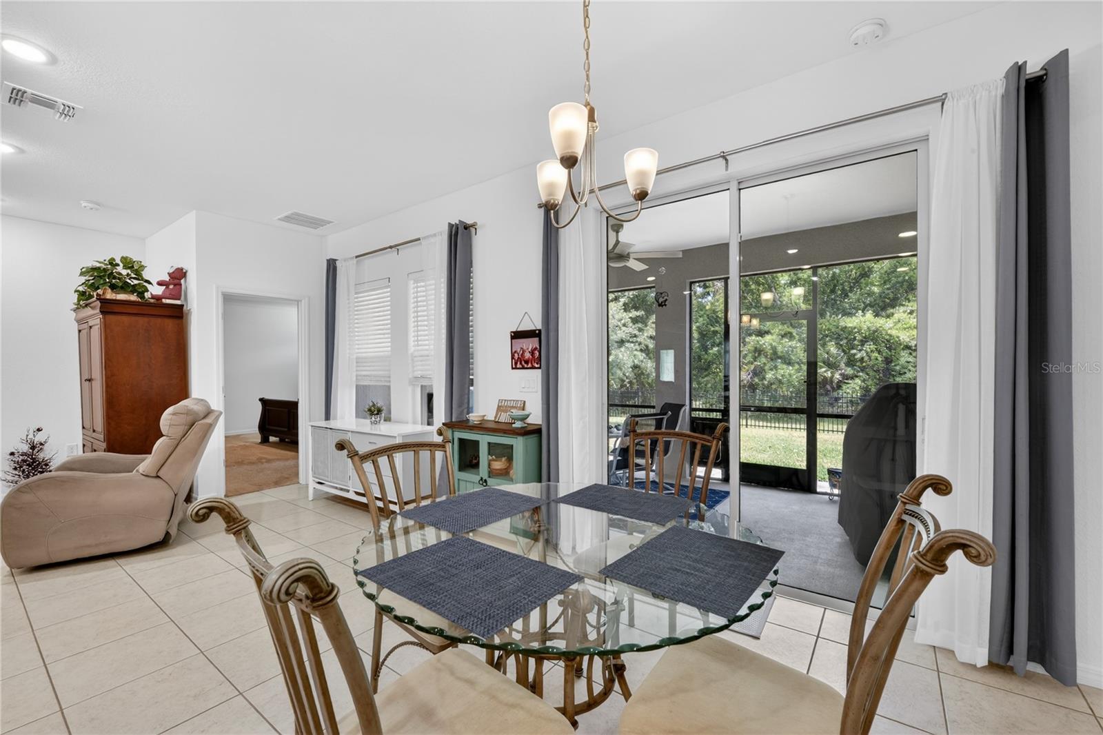 Image 18 of 49 For 2423 Malaya Court