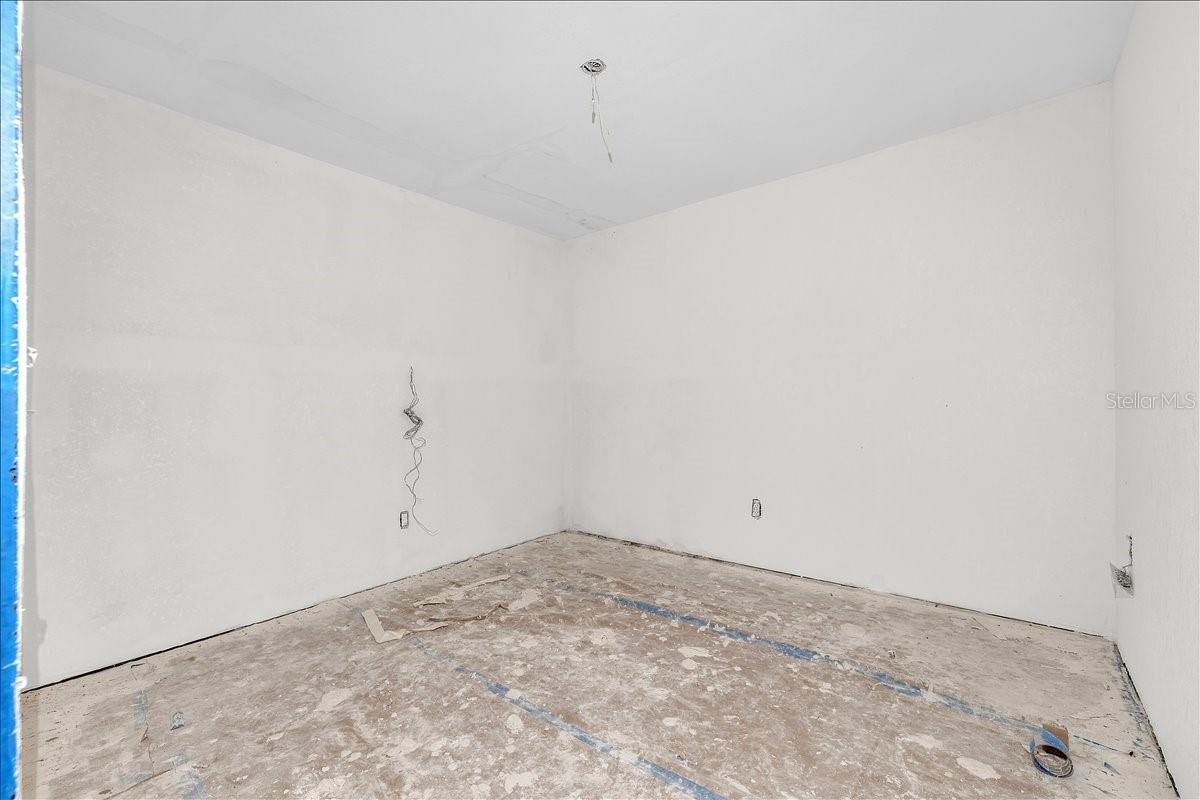 Image 32 of 47 For 4195 Electric Way