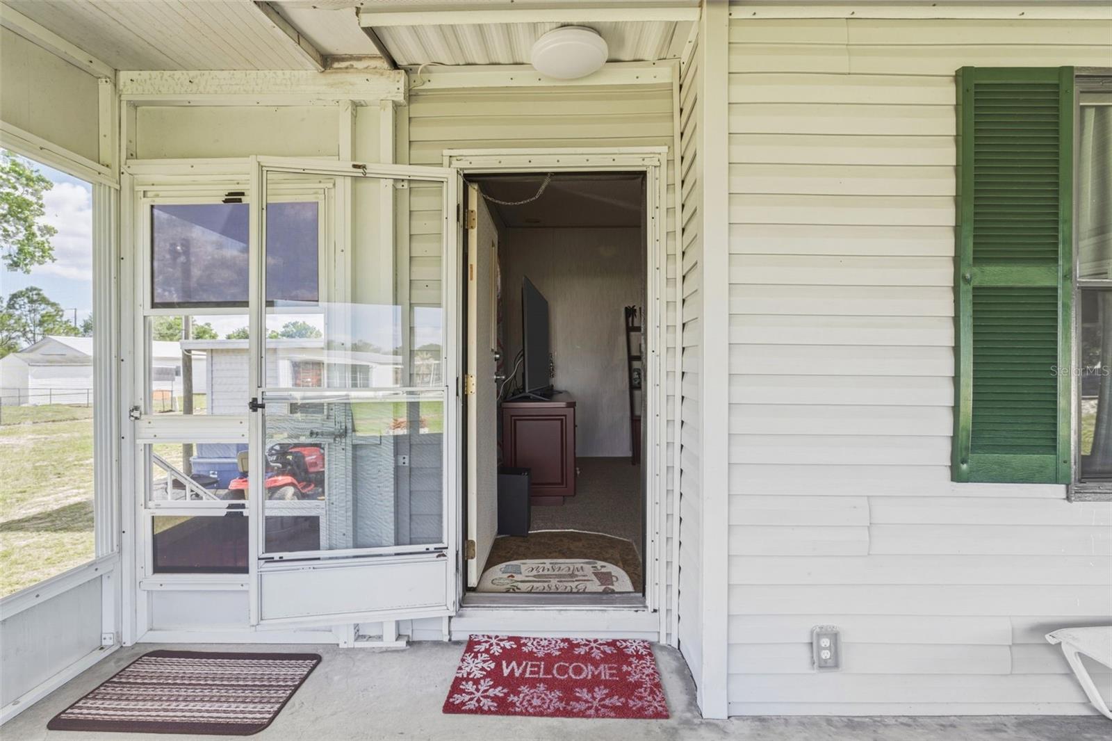 Image 10 of 40 For 1586 Grapefruit Street