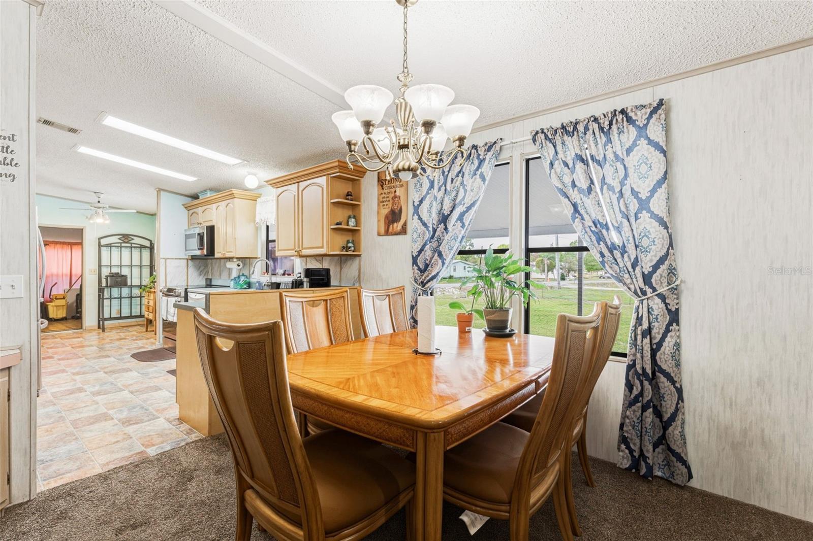 Image 14 of 40 For 1586 Grapefruit Street