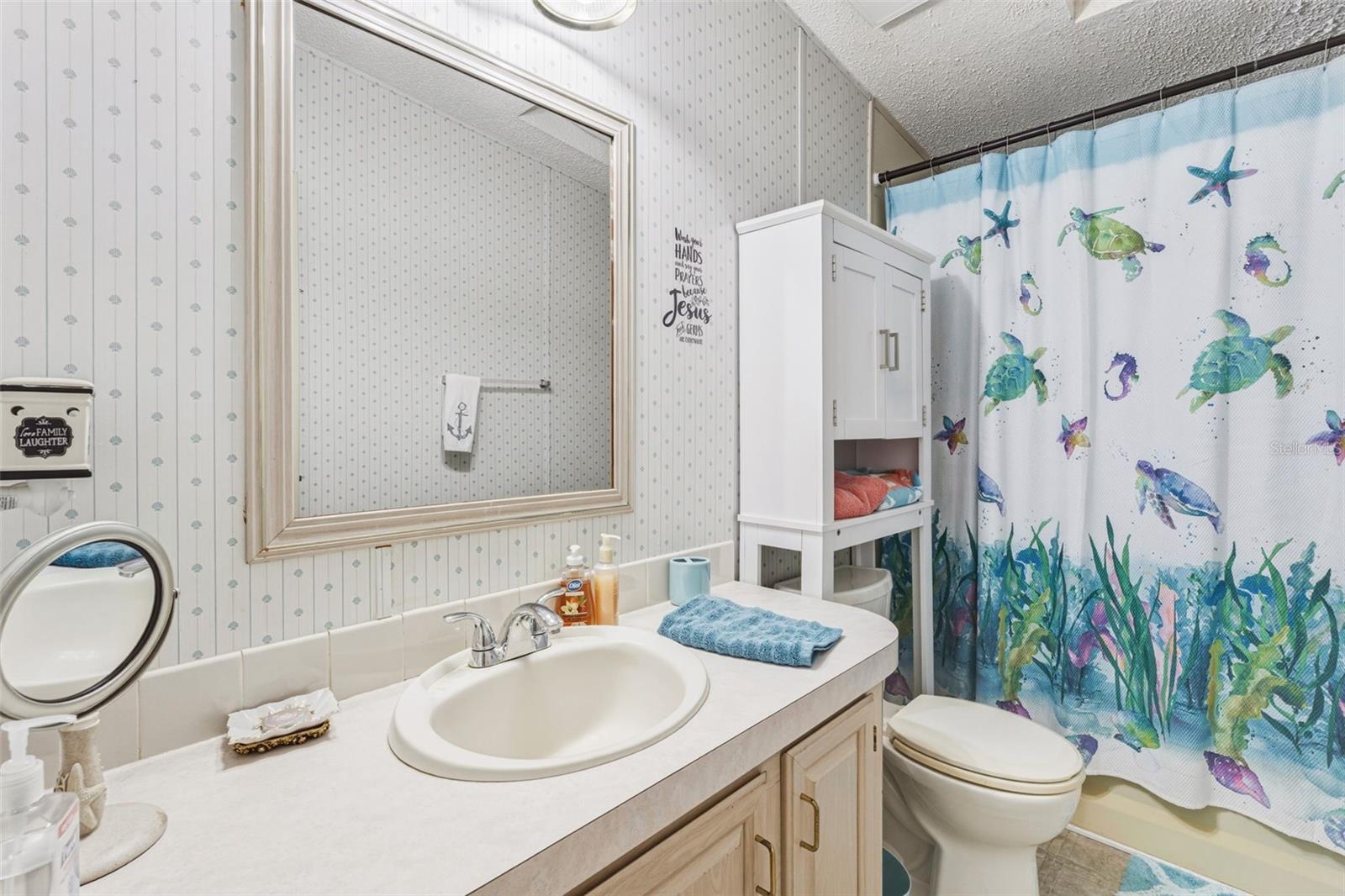 Image 31 of 40 For 1586 Grapefruit Street