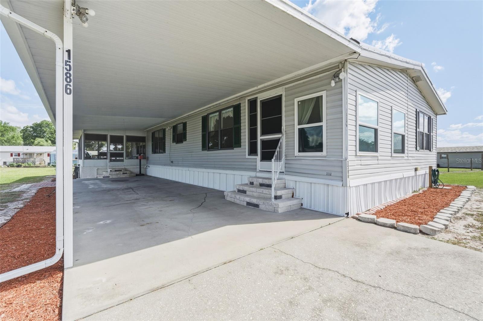 Image 6 of 40 For 1586 Grapefruit Street