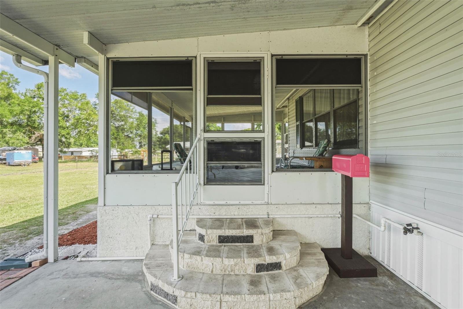 Image 8 of 40 For 1586 Grapefruit Street