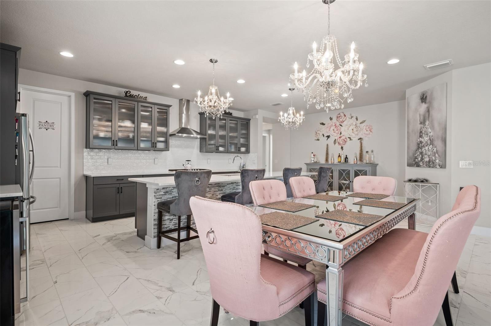 Listing photo id 16 for 5632 Long Shore Loop