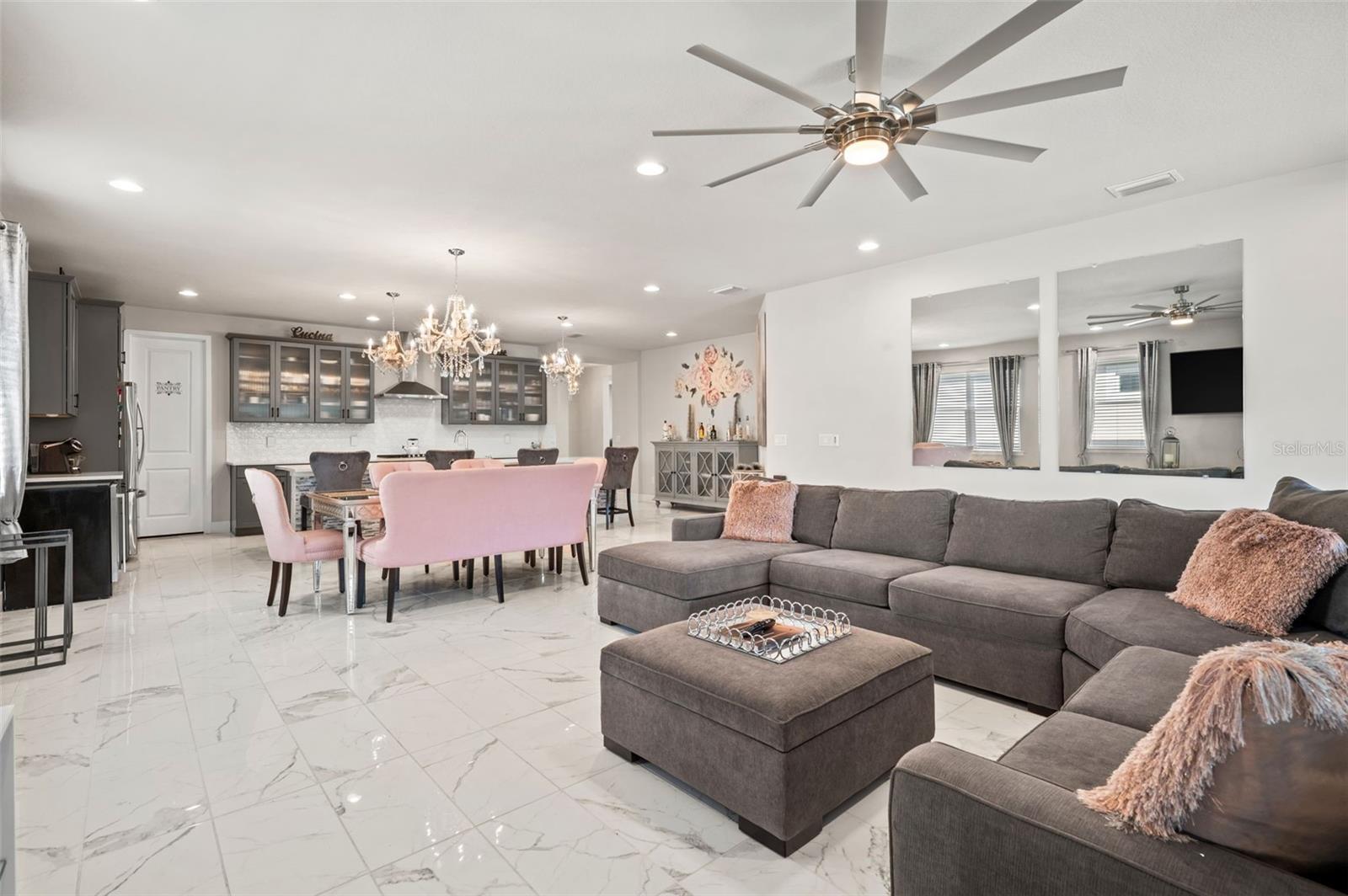 Listing photo id 21 for 5632 Long Shore Loop