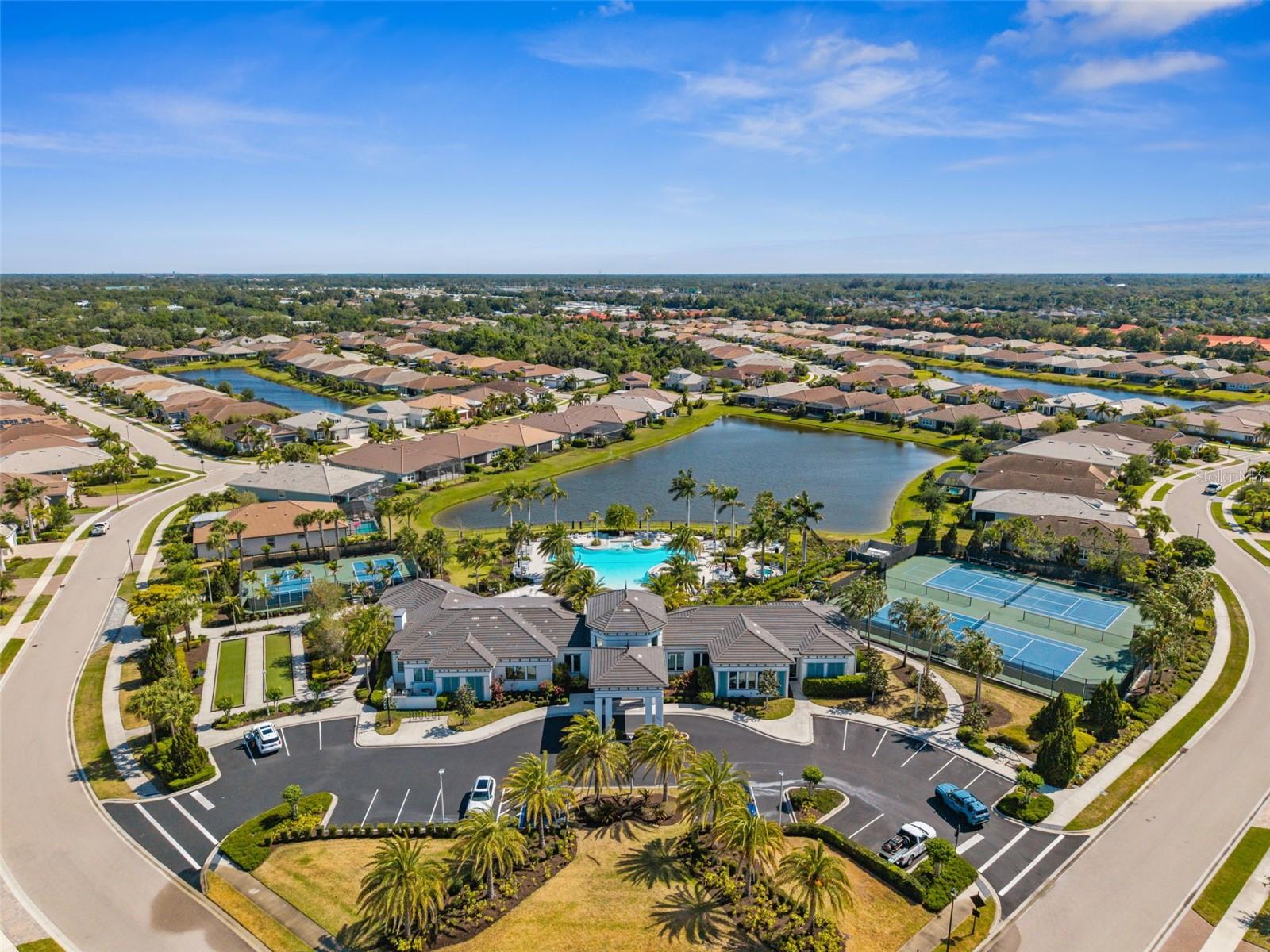 Listing photo id 54 for 5632 Long Shore Loop