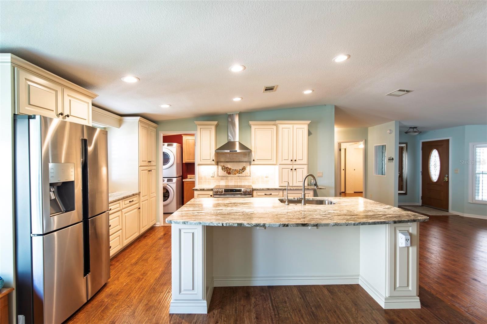 Image 3 of 37 For 48 Amsterdam Avenue