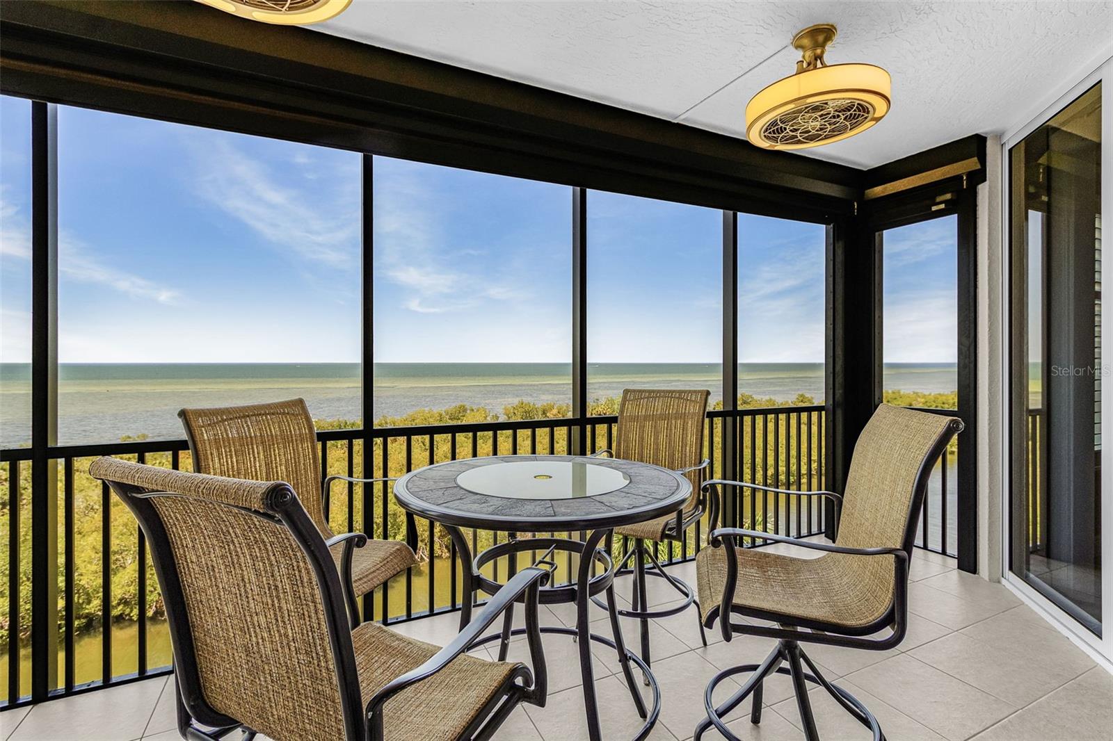 Image 10 of 54 For 3321 Sunset Key Circle 508