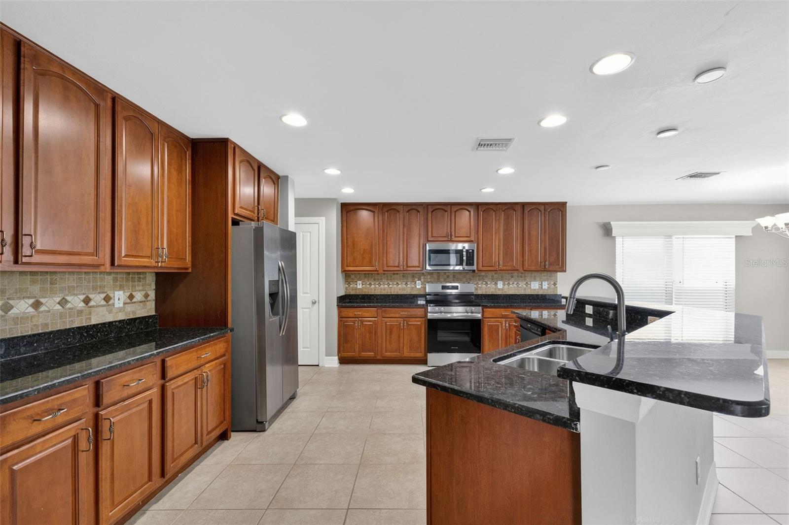 Image 15 of 46 For 545 Encarnacion Street