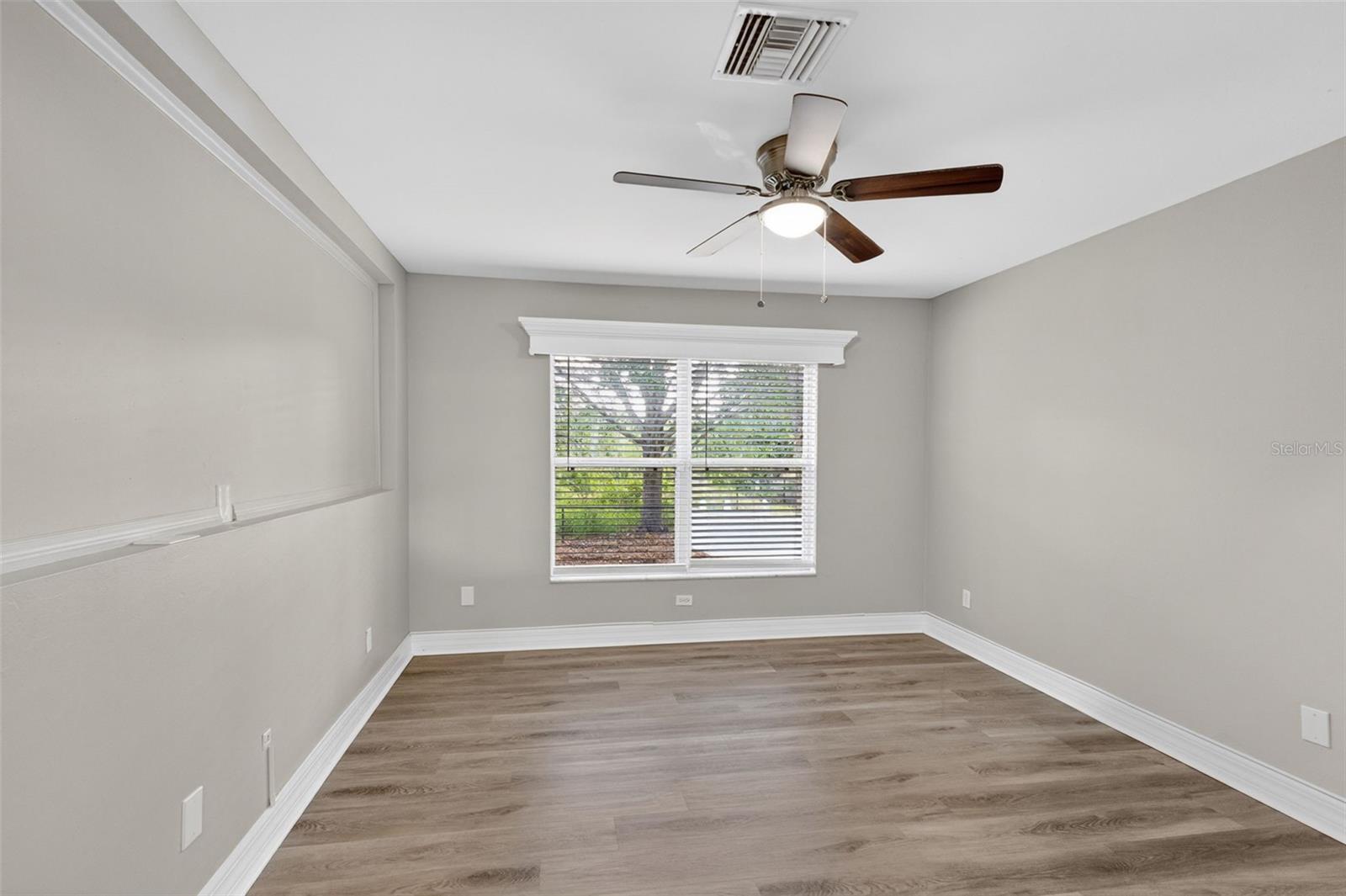 Image 23 of 46 For 545 Encarnacion Street