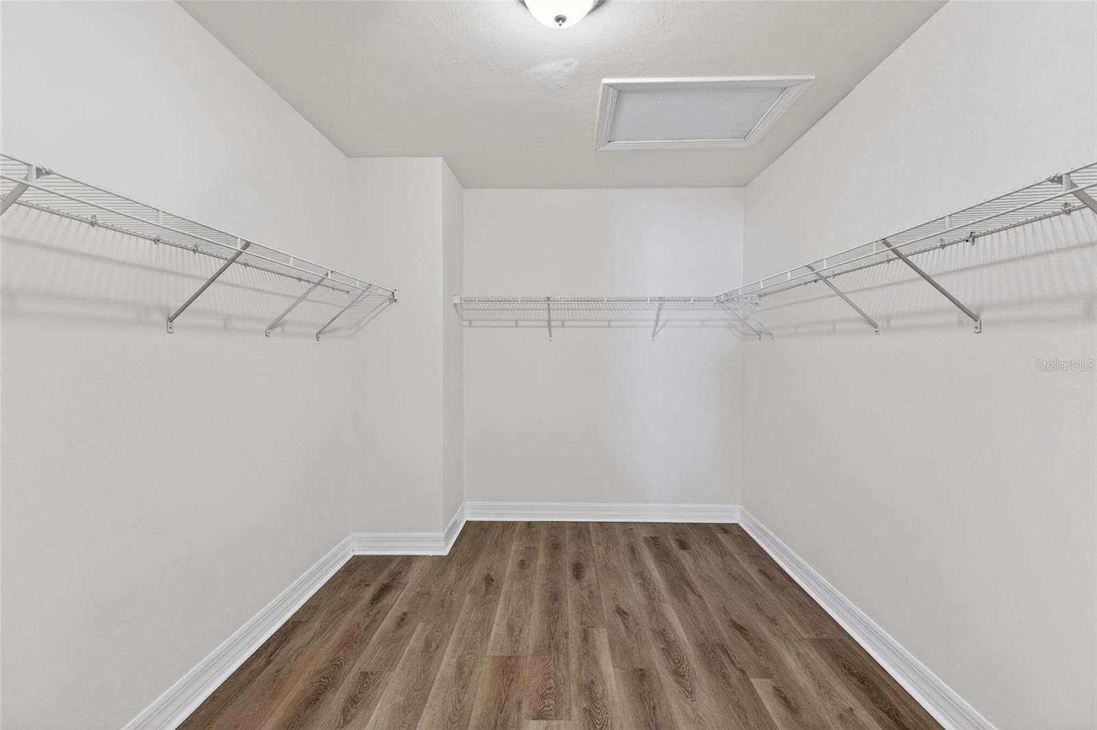 Image 34 of 46 For 545 Encarnacion Street