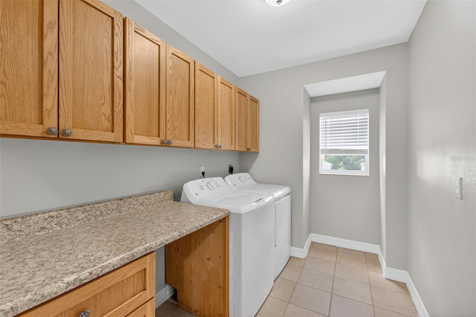 Image 35 of 46 For 545 Encarnacion Street