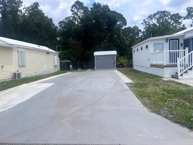 Image 3 of 17 For 1723 Manatee Loop