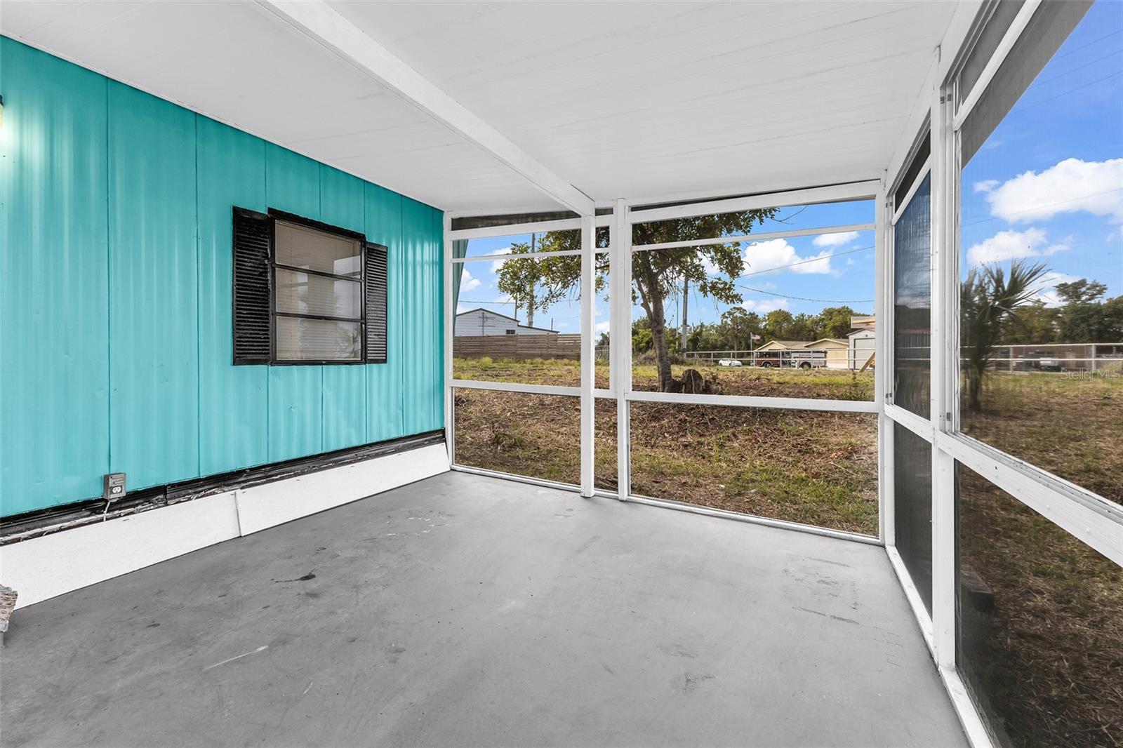 Image 18 of 27 For 8319 Roosevelt Street