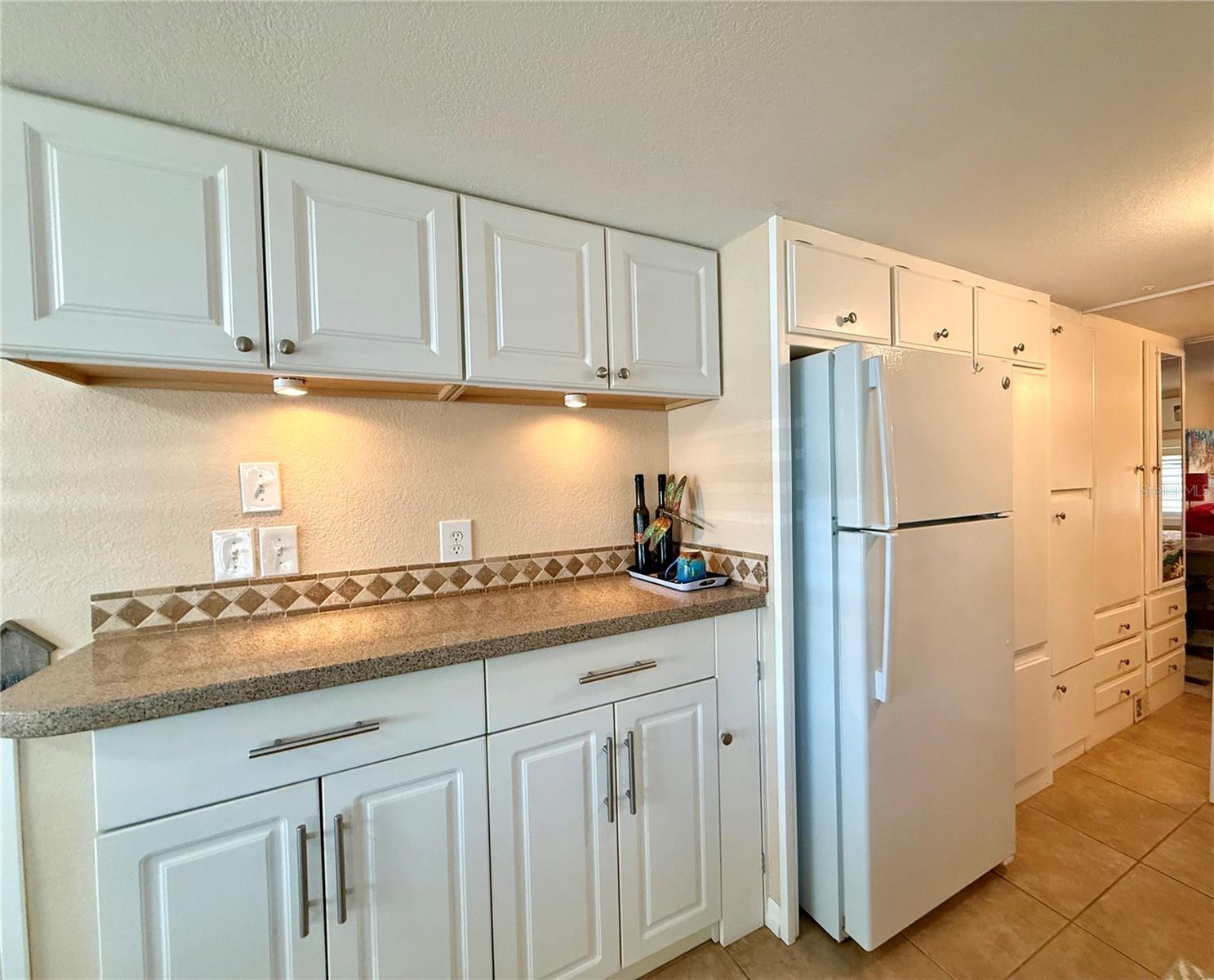 Image 11 of 57 For 1475 Flamingo Drive 128