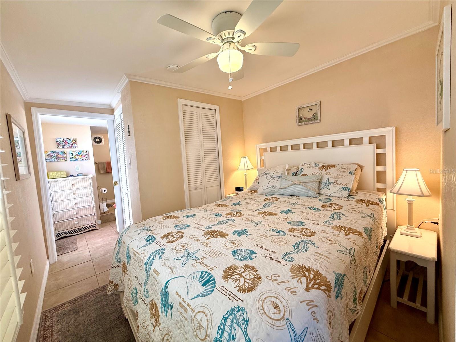 Image 18 of 57 For 1475 Flamingo Drive 128