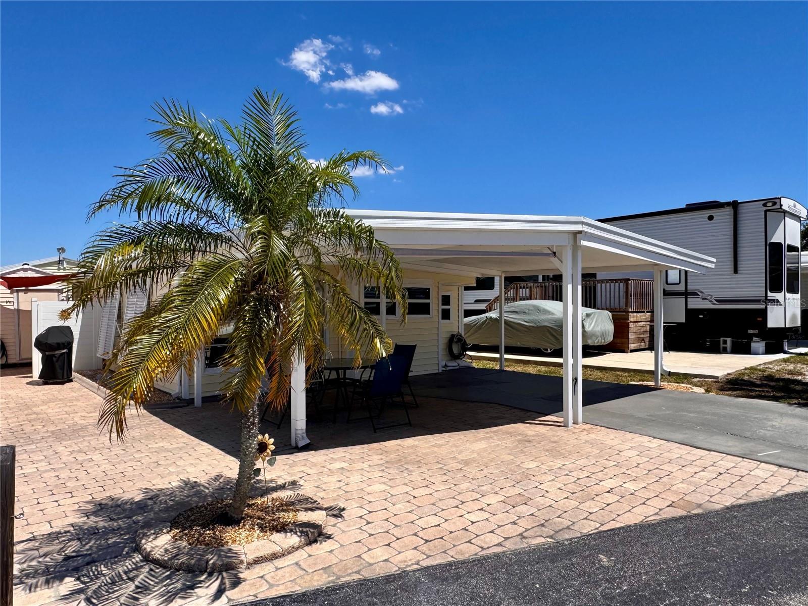Image 2 of 57 For 1475 Flamingo Drive 128