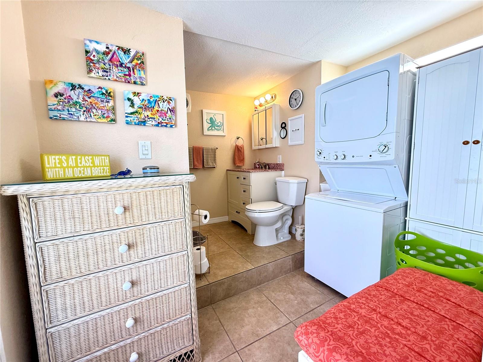 Image 24 of 57 For 1475 Flamingo Drive 128