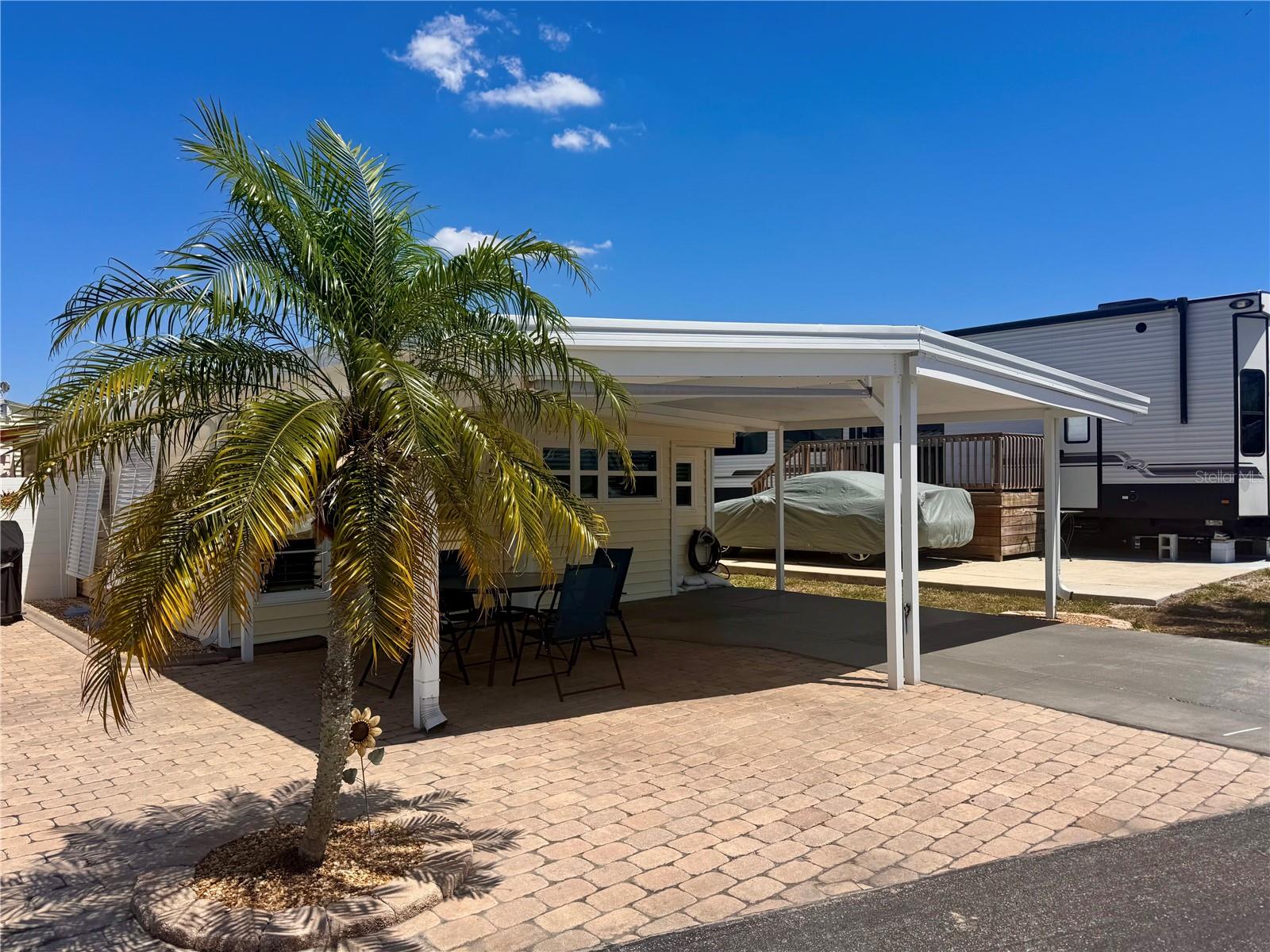 Image 33 of 57 For 1475 Flamingo Drive 128