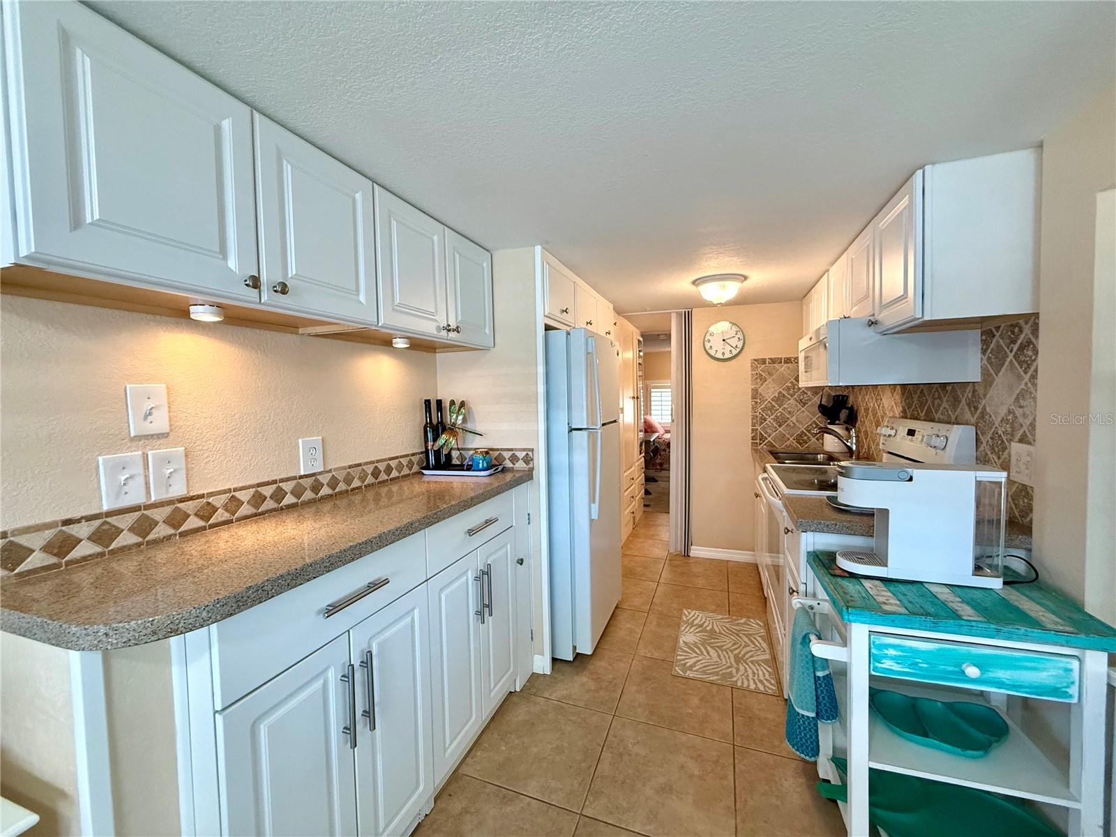 Image 7 of 57 For 1475 Flamingo Drive 128