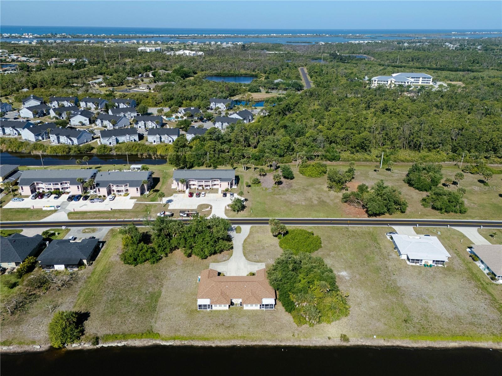 Image 71 of 100 For 182 Boundary Boulevard B