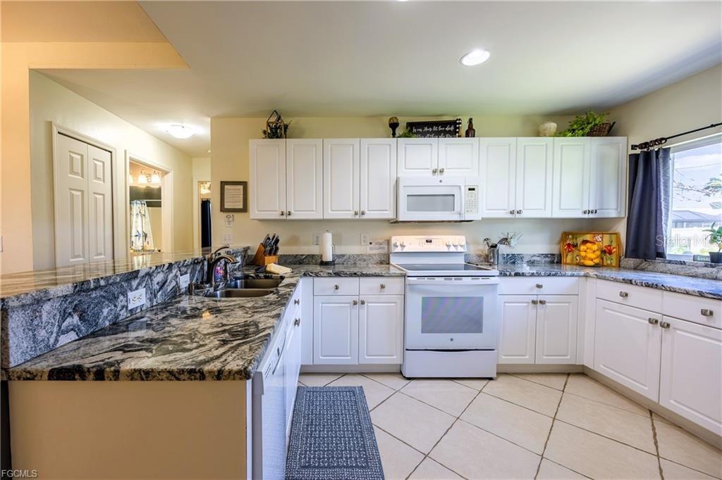 Image 12 of 44 For 4522 1st Avenue