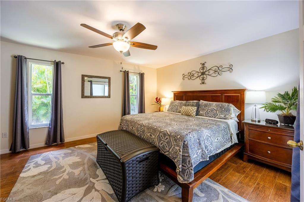 Image 21 of 44 For 4522 1st Avenue