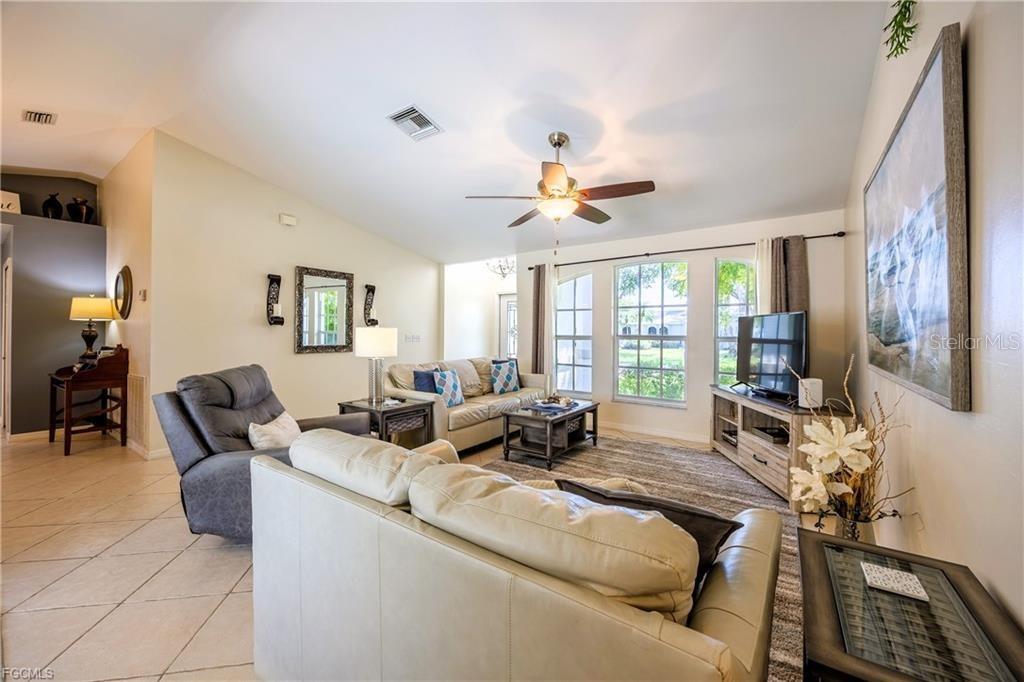 Image 6 of 44 For 4522 1st Avenue