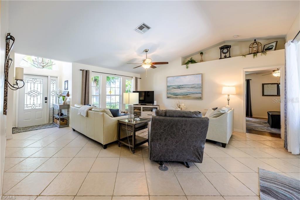 Image 9 of 44 For 4522 1st Avenue