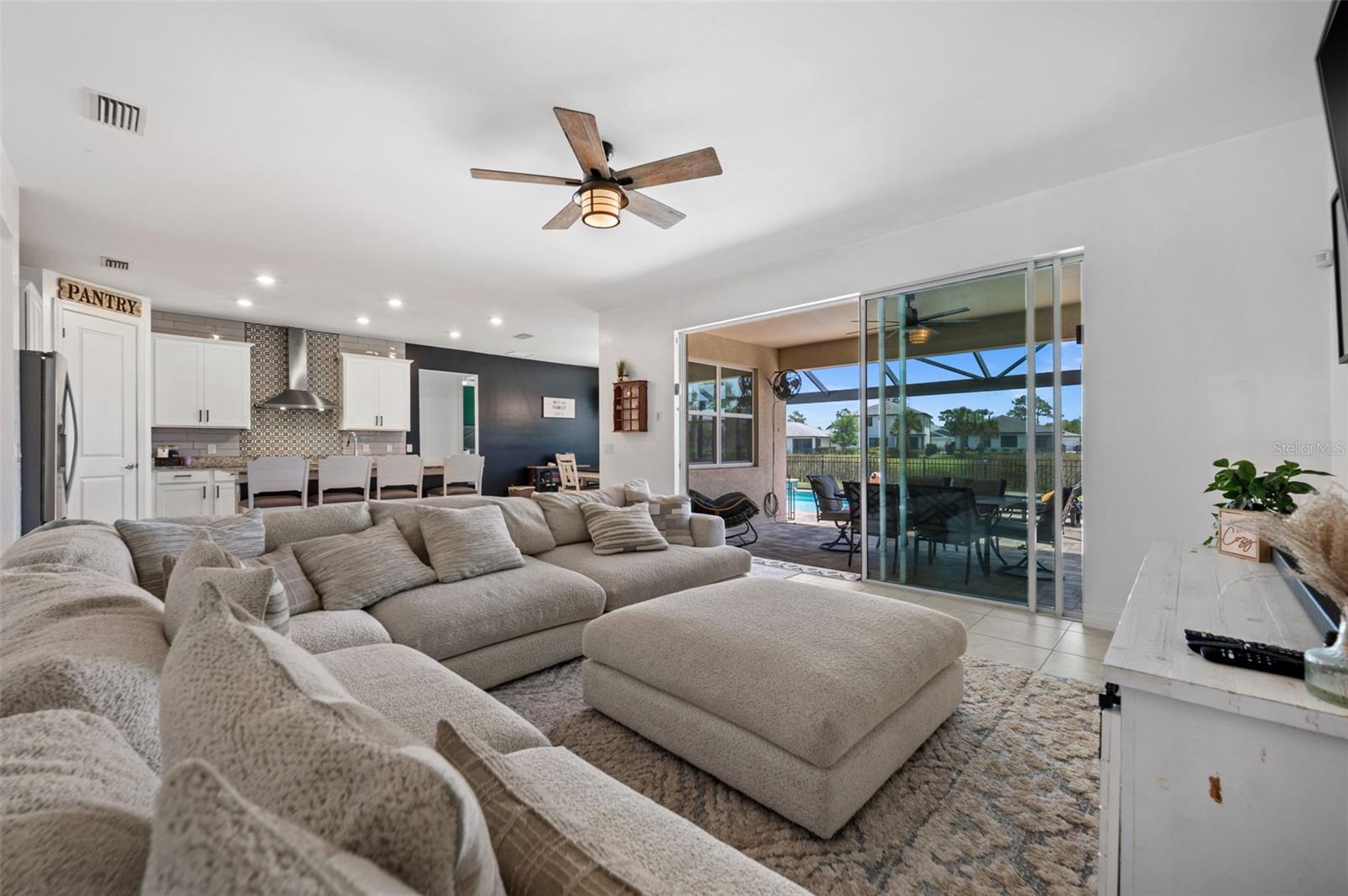 Image 16 of 56 For 43763 Longleaf Lane