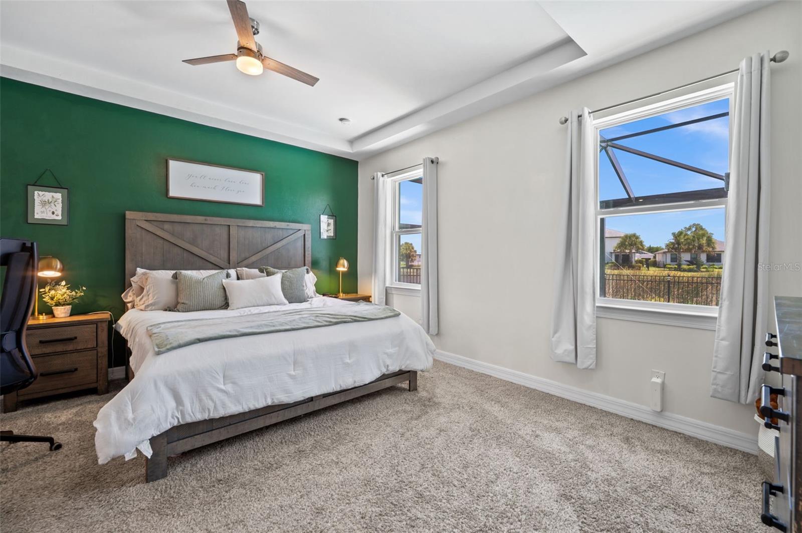 Image 21 of 56 For 43763 Longleaf Lane
