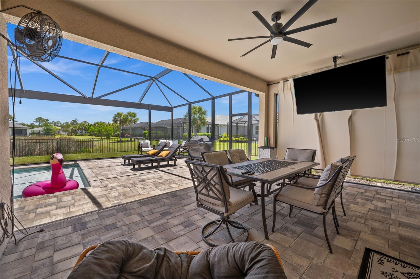 Image 35 of 56 For 43763 Longleaf Lane