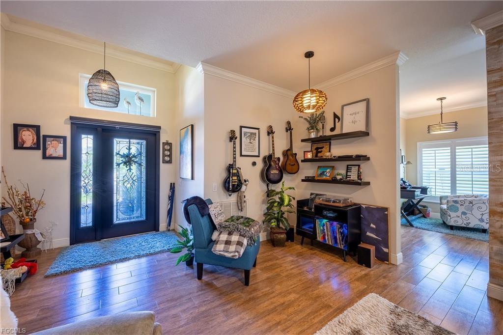 Image 3 of 43 For 2128 Cape Heather Circle