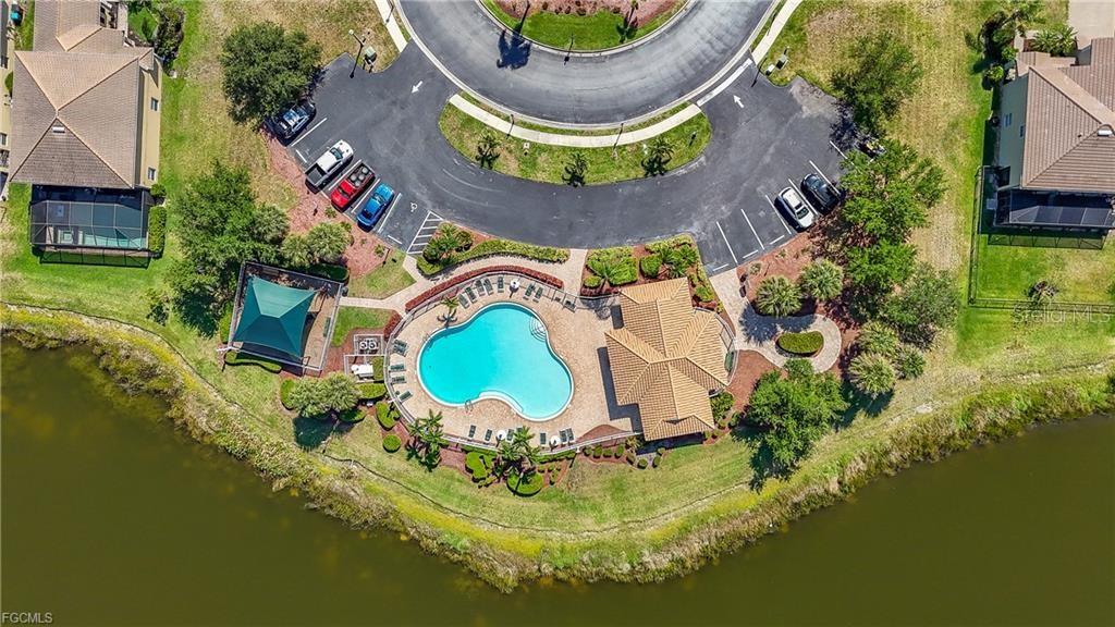 Image 36 of 43 For 2128 Cape Heather Circle