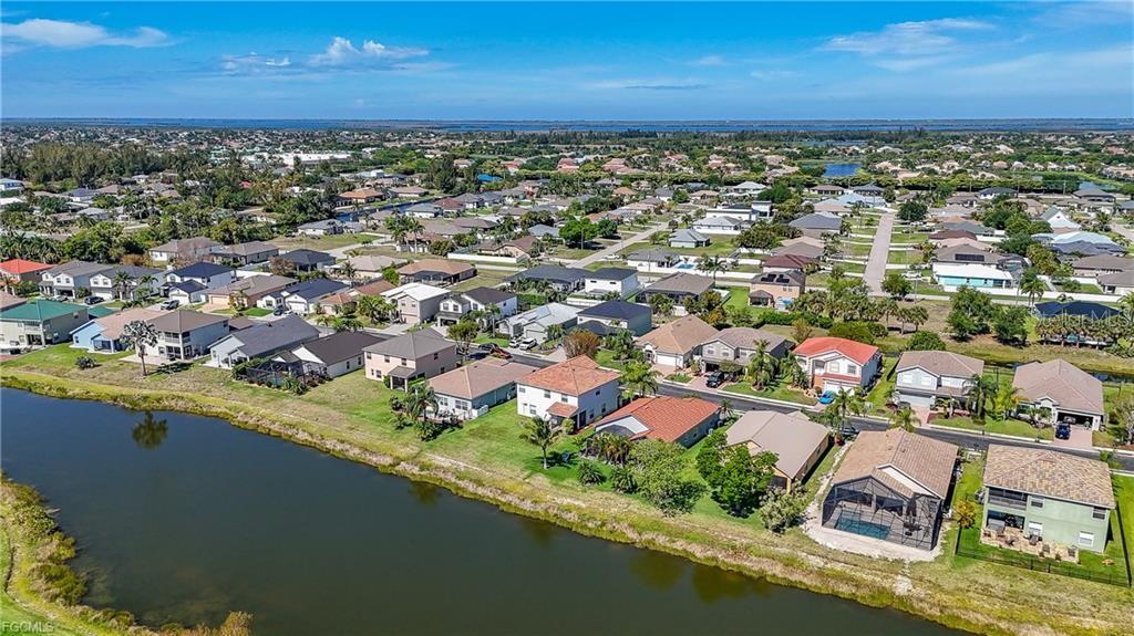 Image 37 of 43 For 2128 Cape Heather Circle