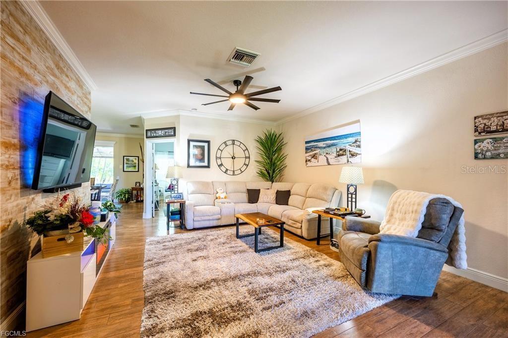 Image 5 of 43 For 2128 Cape Heather Circle