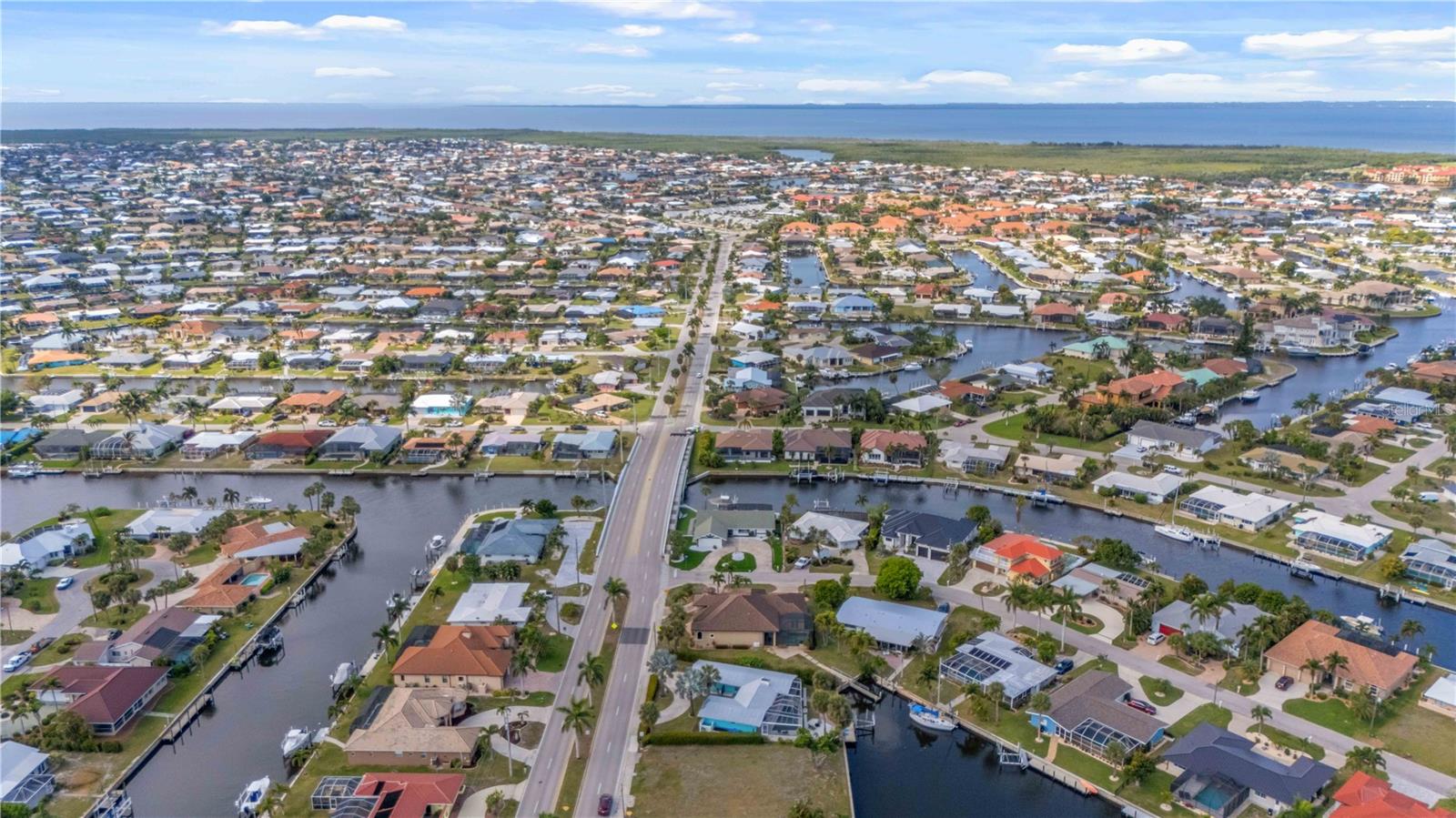 Image 11 of 81 For 1960 Marion Avenue