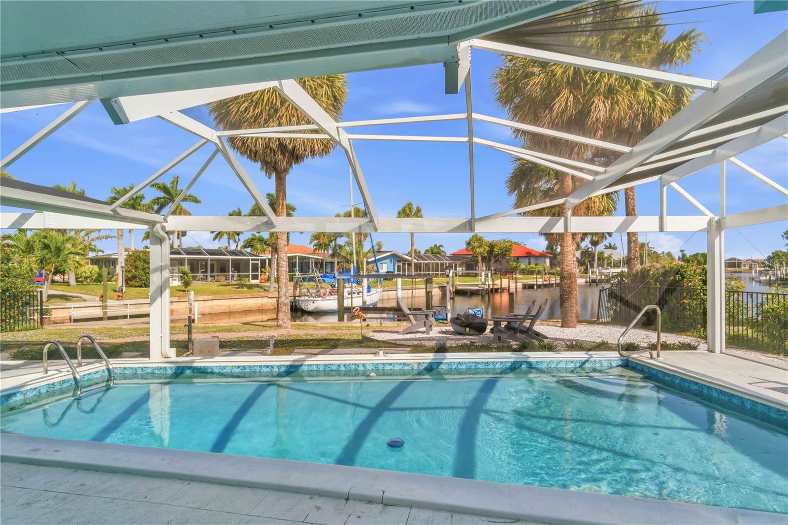 Image 31 of 81 For 1960 Marion Avenue