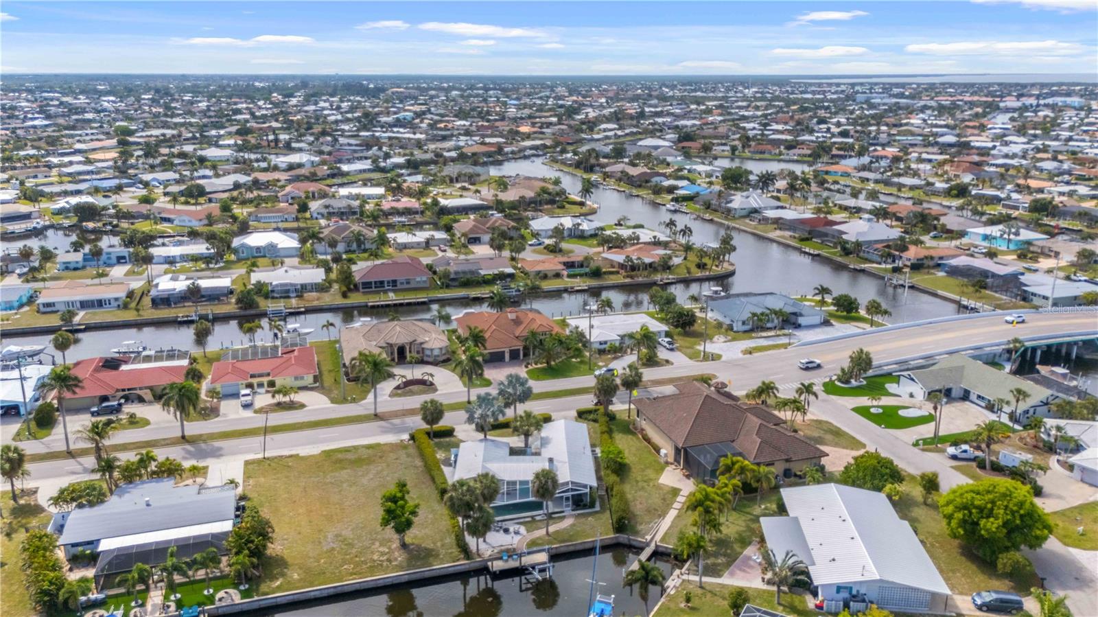 Image 7 of 81 For 1960 Marion Avenue