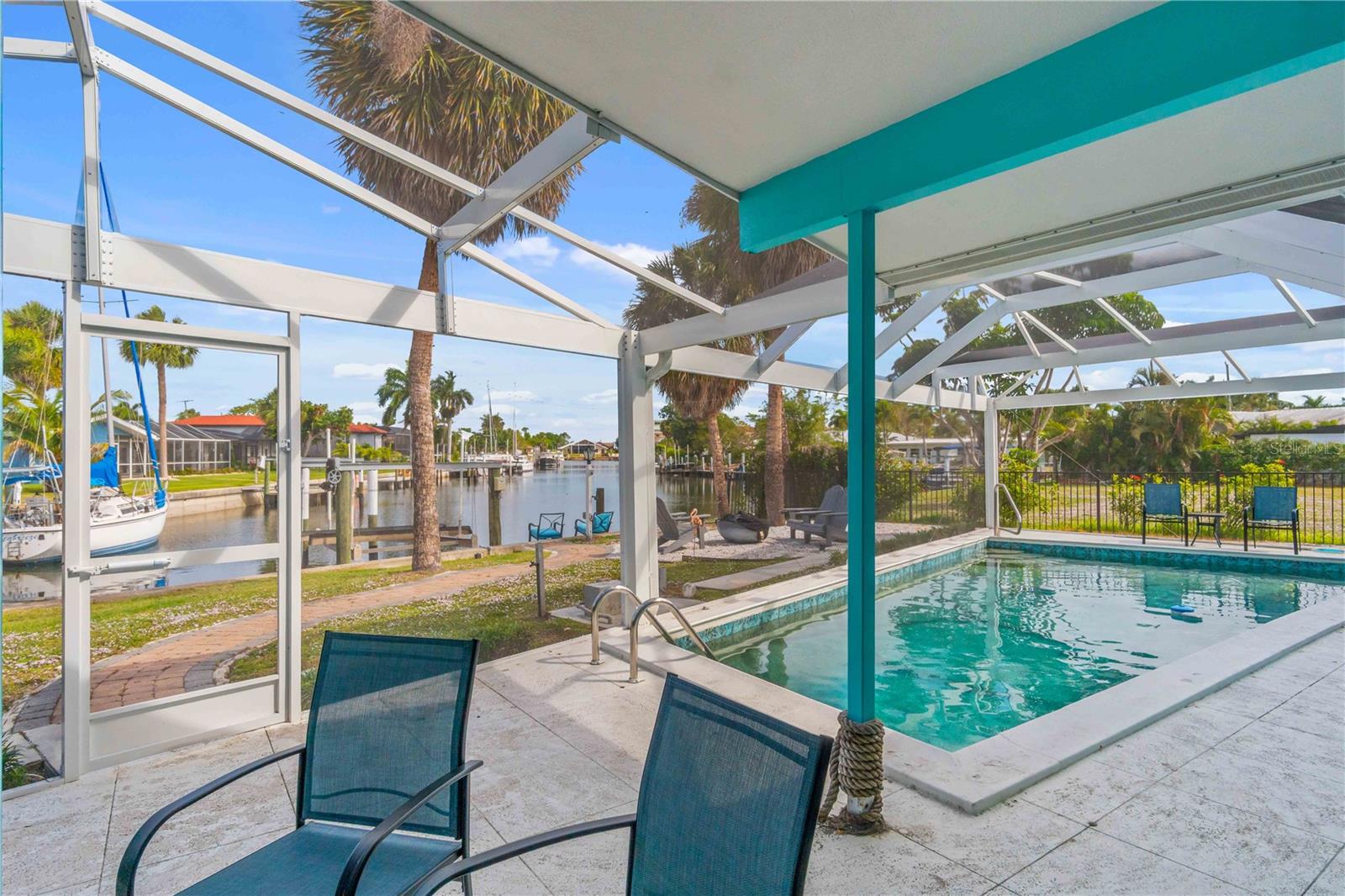 Image 70 of 81 For 1960 Marion Avenue